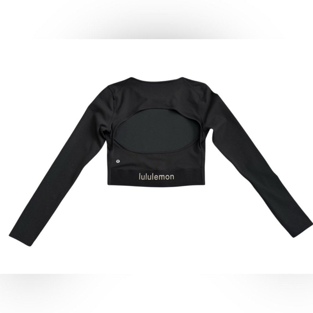Lululemon Logo Elastic Everlux Long Sleeve Shirt in Black / Trench - Picture 8 of 9